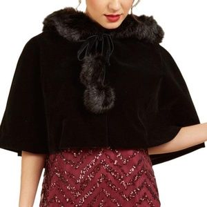 NWOT Collectif Black Velvet Cape